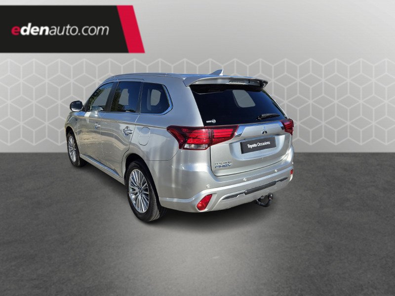 Mitsubishi Outlander - Photo 3