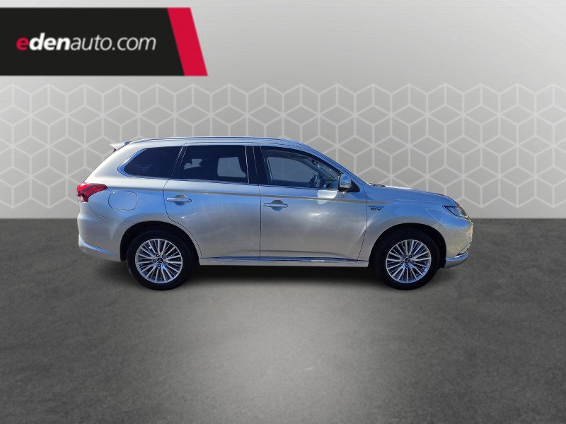 Mitsubishi Outlander - Photo 6