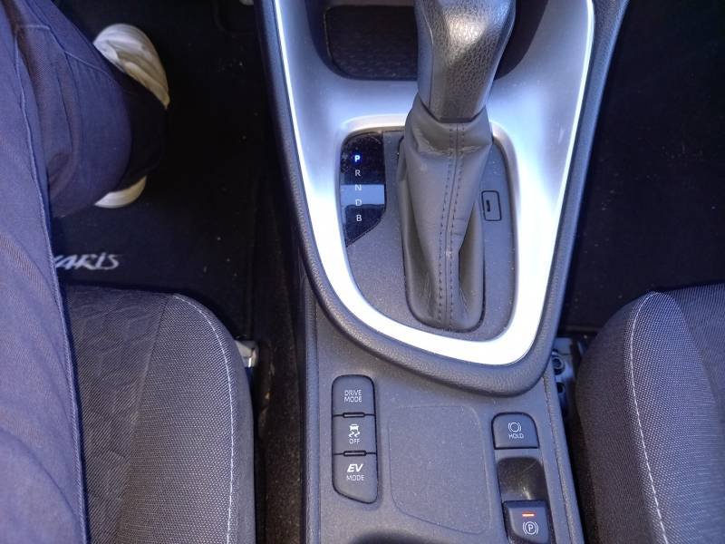 Toyota Yaris - Photo 17