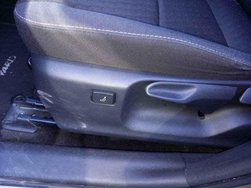 Toyota Yaris - Photo 19