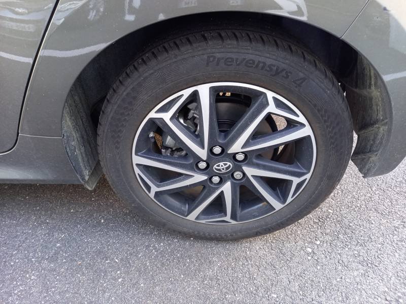 Toyota Yaris - Photo 10