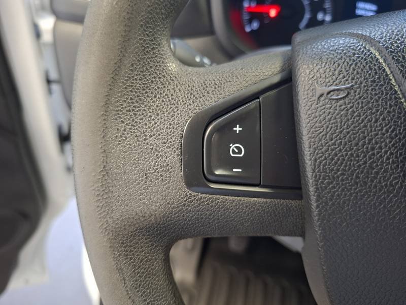 Nissan Interstar - Photo 5