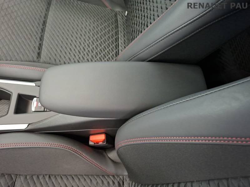 Renault Clio - Photo 24