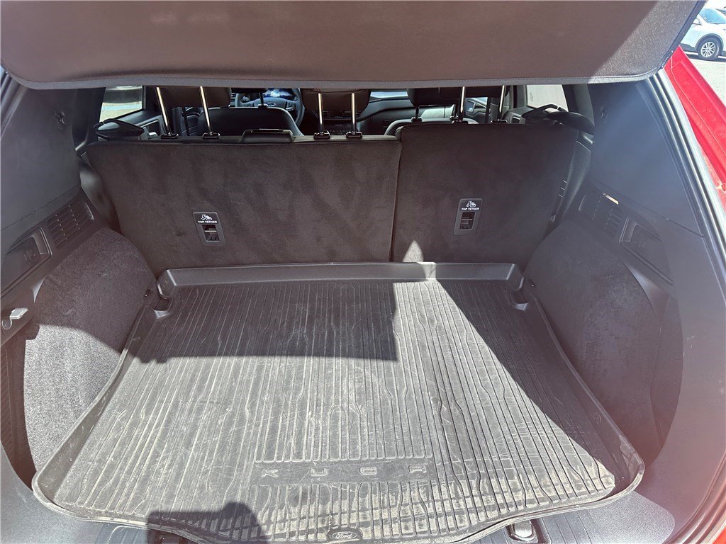 Ford Kuga - Photo 12