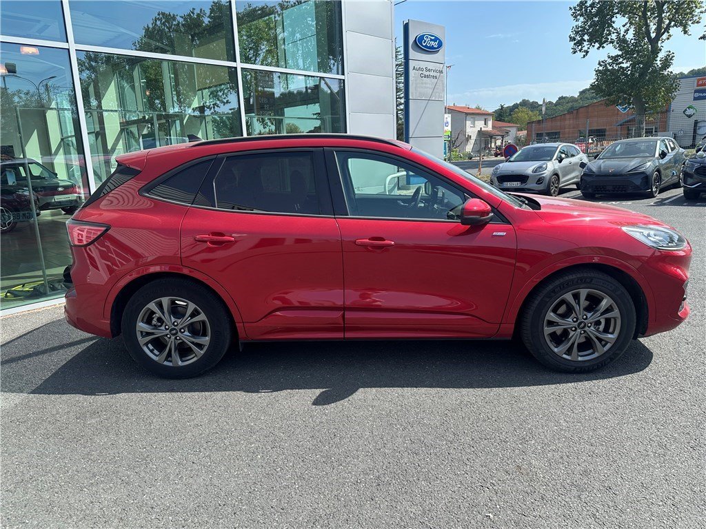Ford Kuga - Photo 2