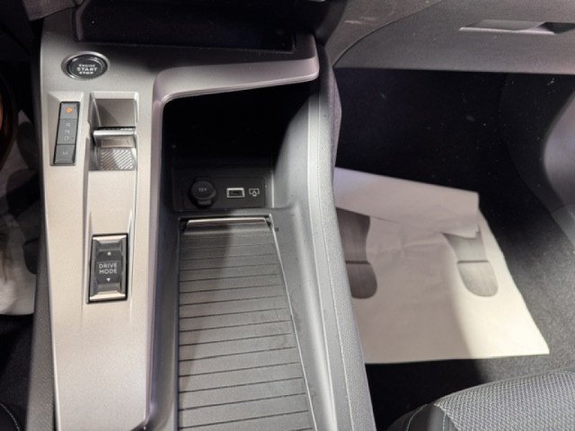 Peugeot 308 - Photo 13
