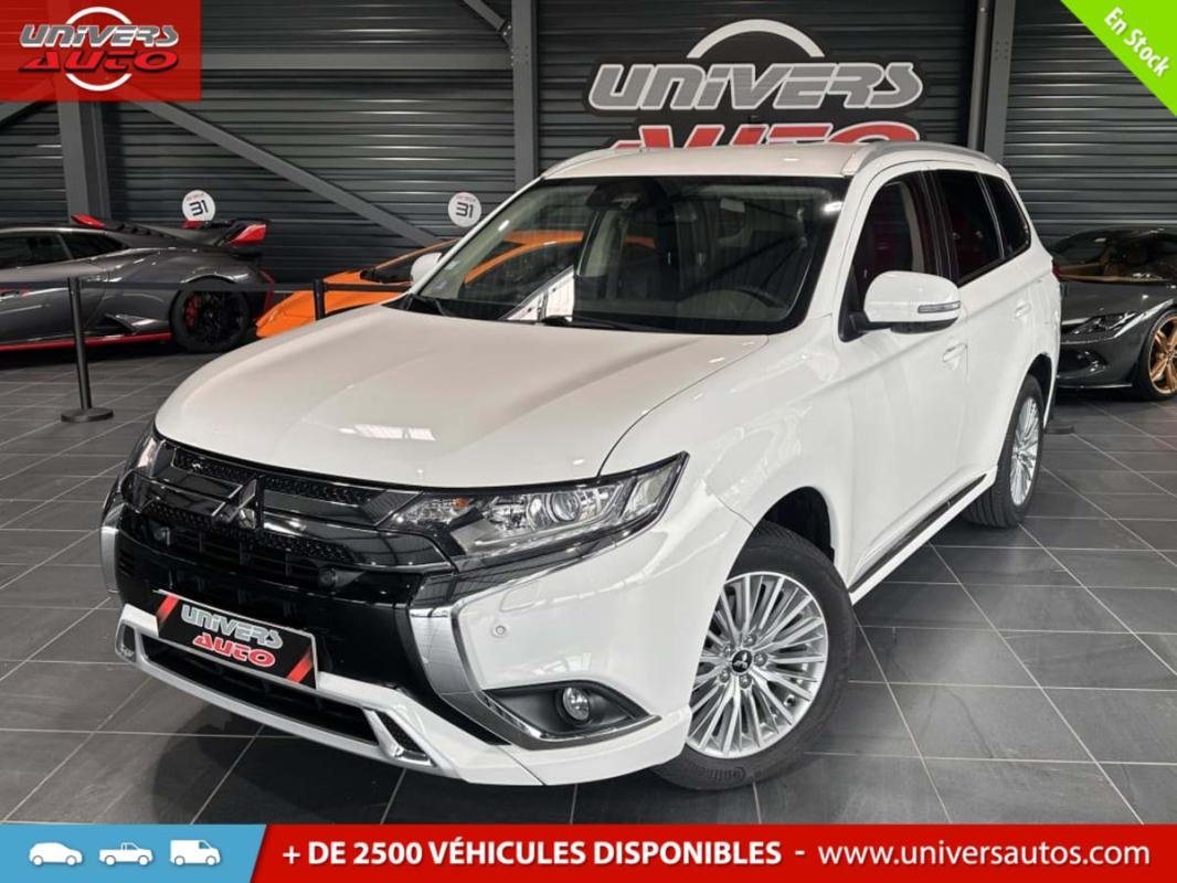 Mitsubishi Outlander PHEV - Photo 1