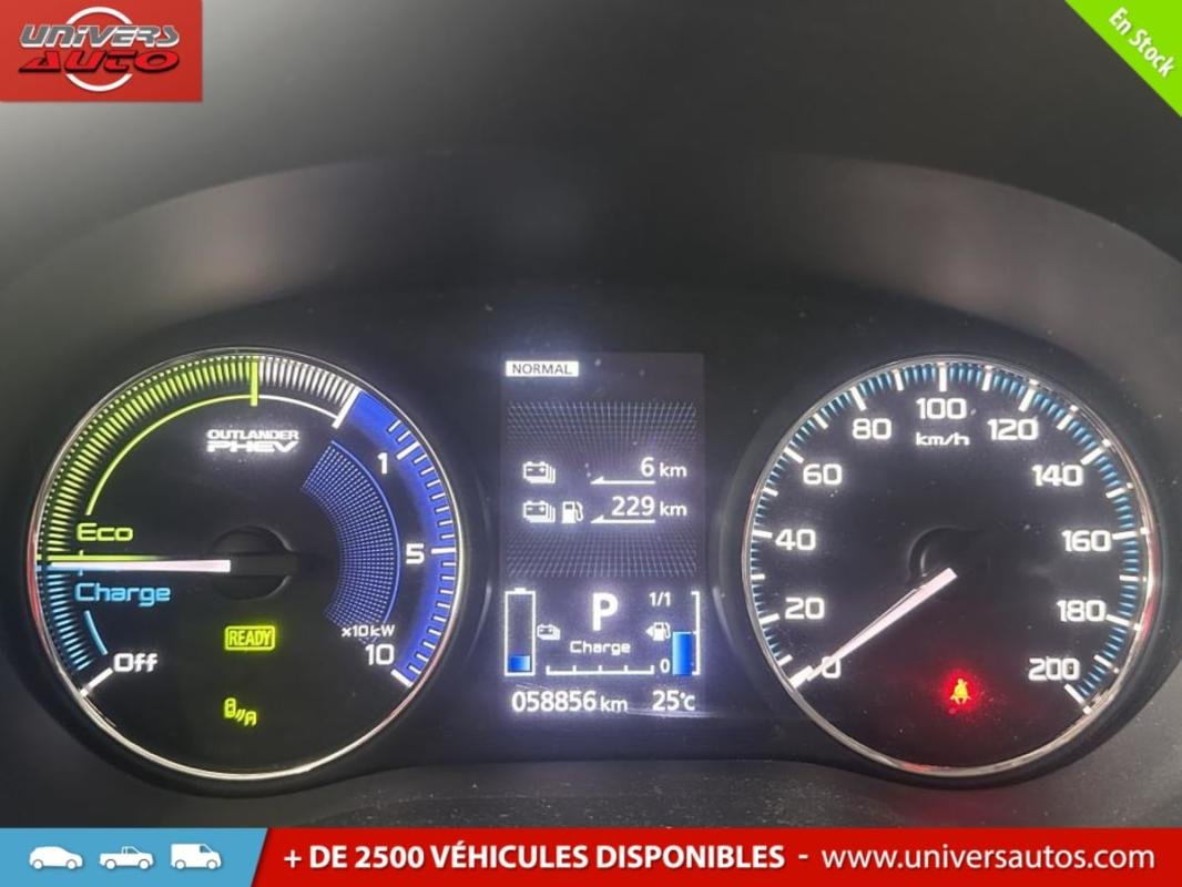 Mitsubishi Outlander PHEV - Photo 14