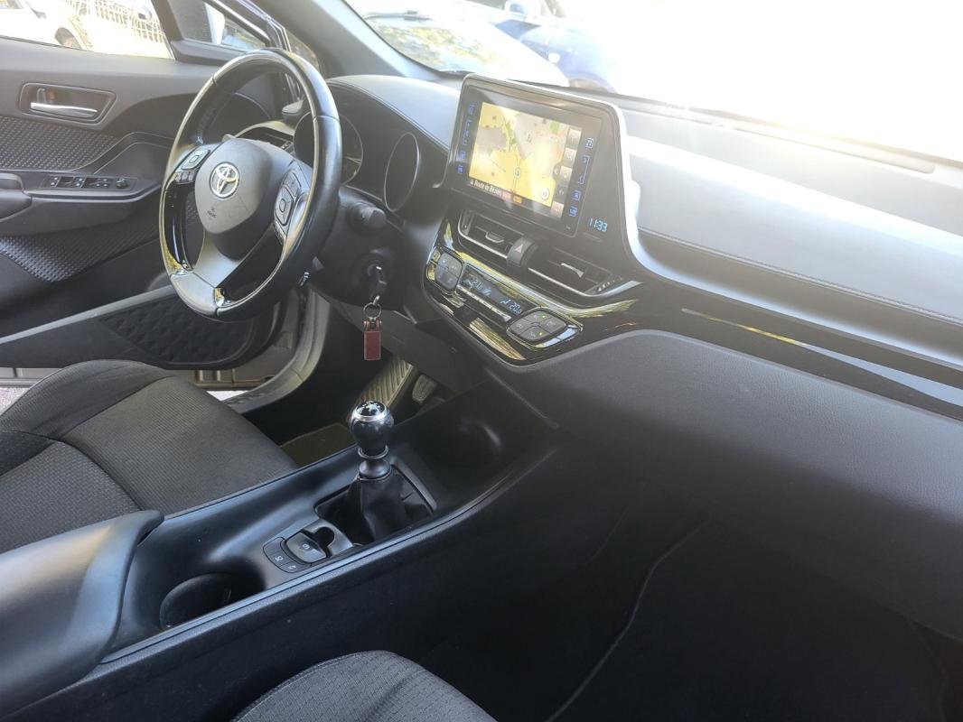 Toyota C-HR - Photo 8