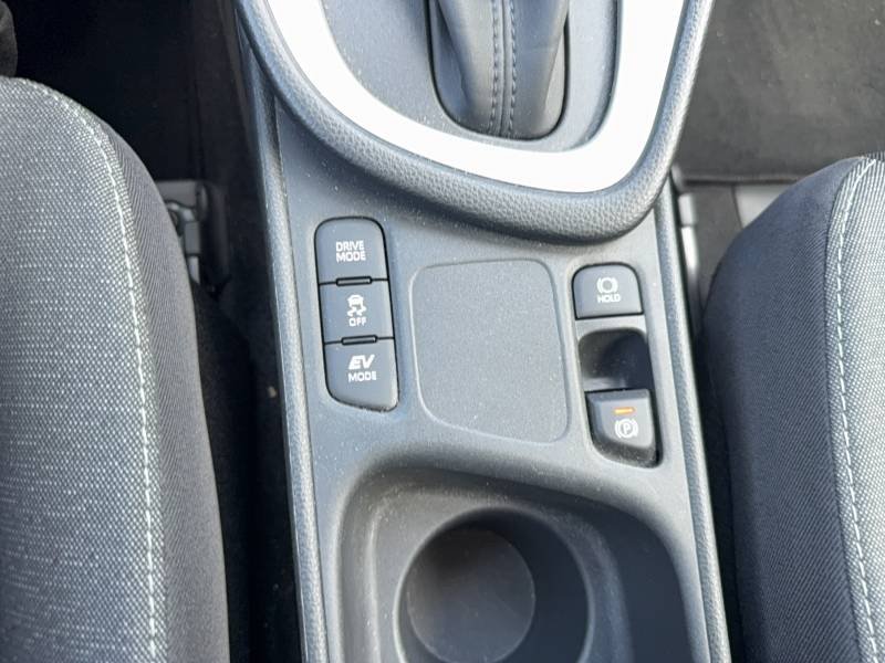 Toyota Yaris - Photo 17