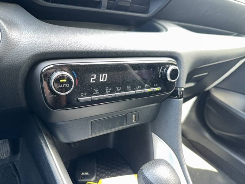 Toyota Yaris - Photo 19