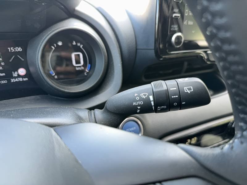 Toyota Yaris - Photo 25