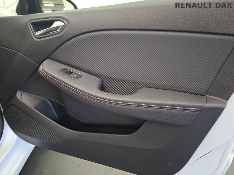Renault Clio - Photo 22