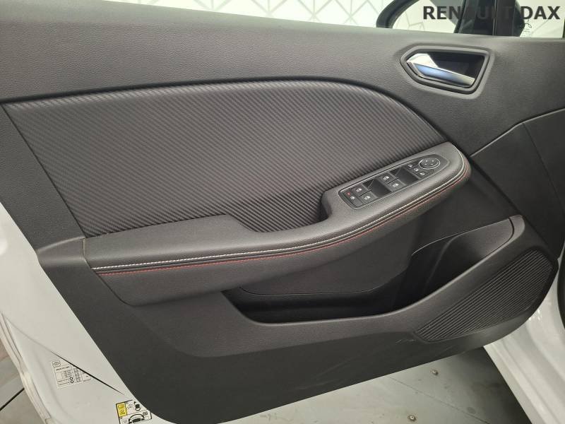 Renault Clio - Photo 23