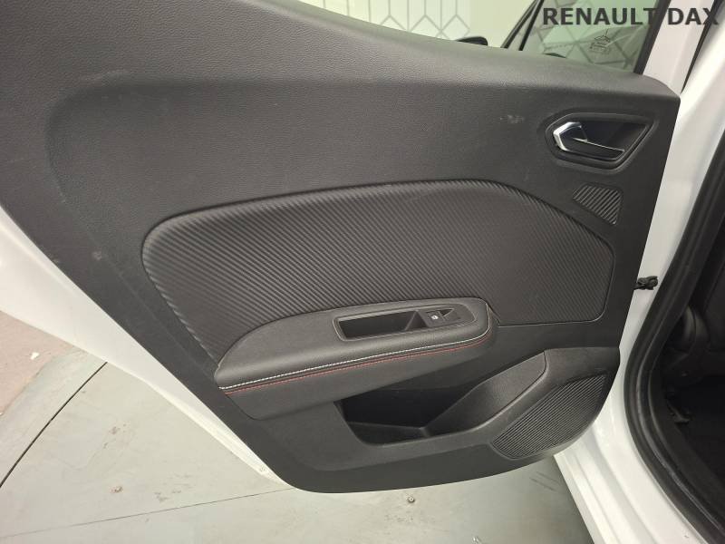 Renault Clio - Photo 24