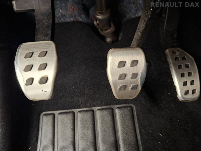 Renault Clio - Photo 35