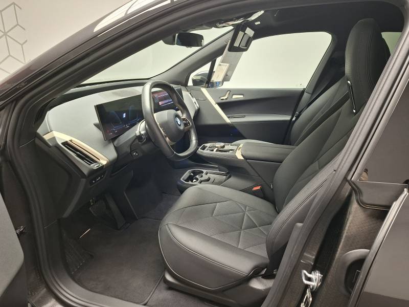 BMW ix - Photo 12