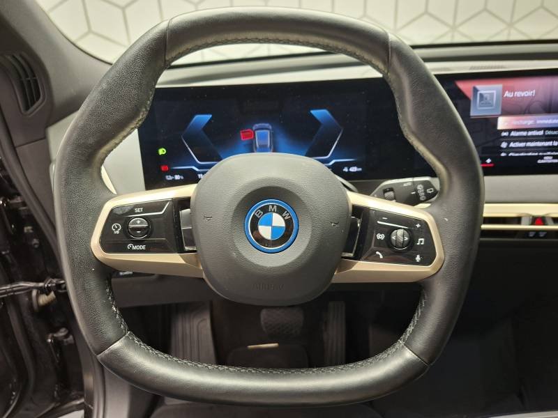 BMW ix - Photo 18