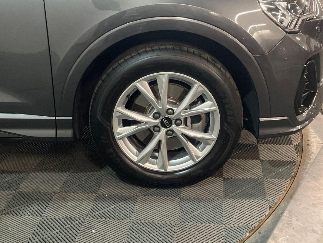 Audi Q3 - Photo 29