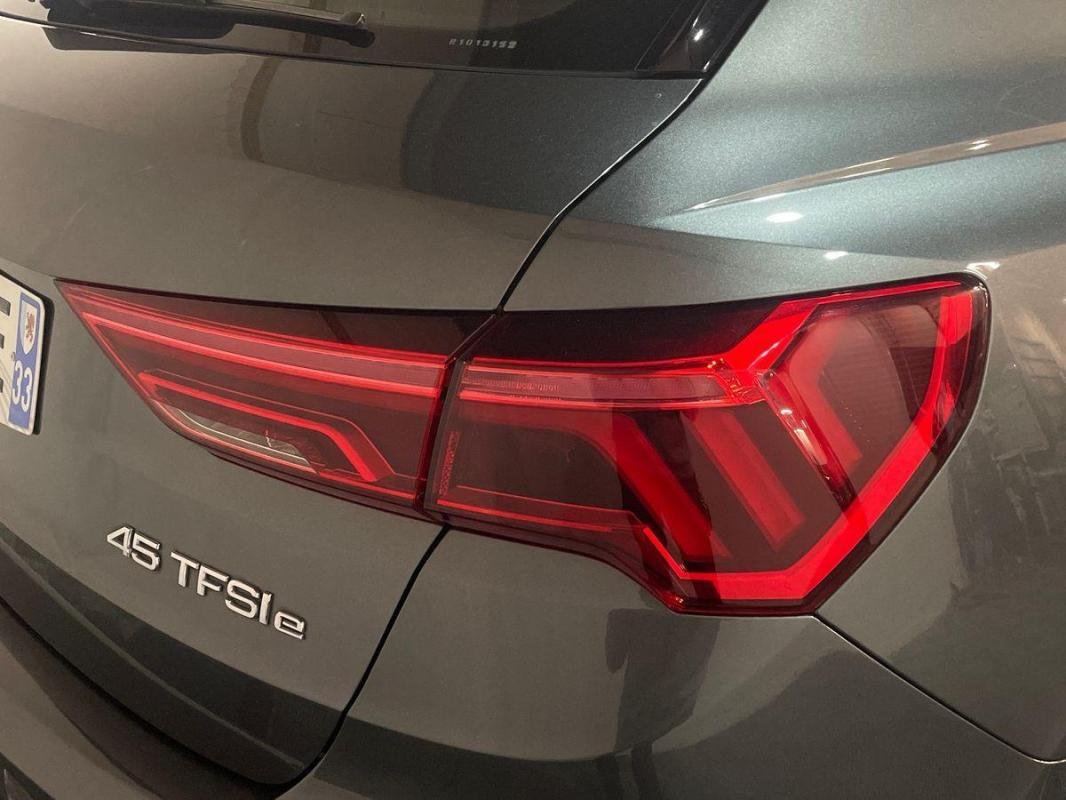 Audi Q3 - Photo 30