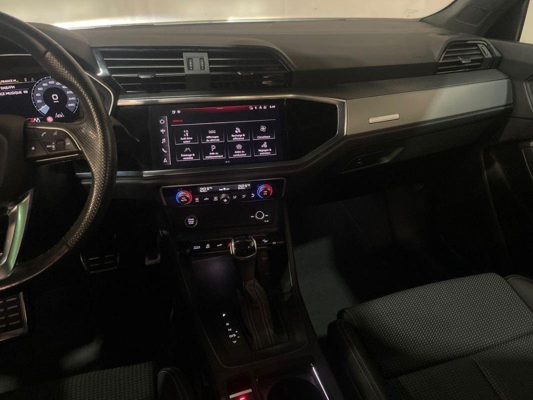 Audi Q3 - Photo 10