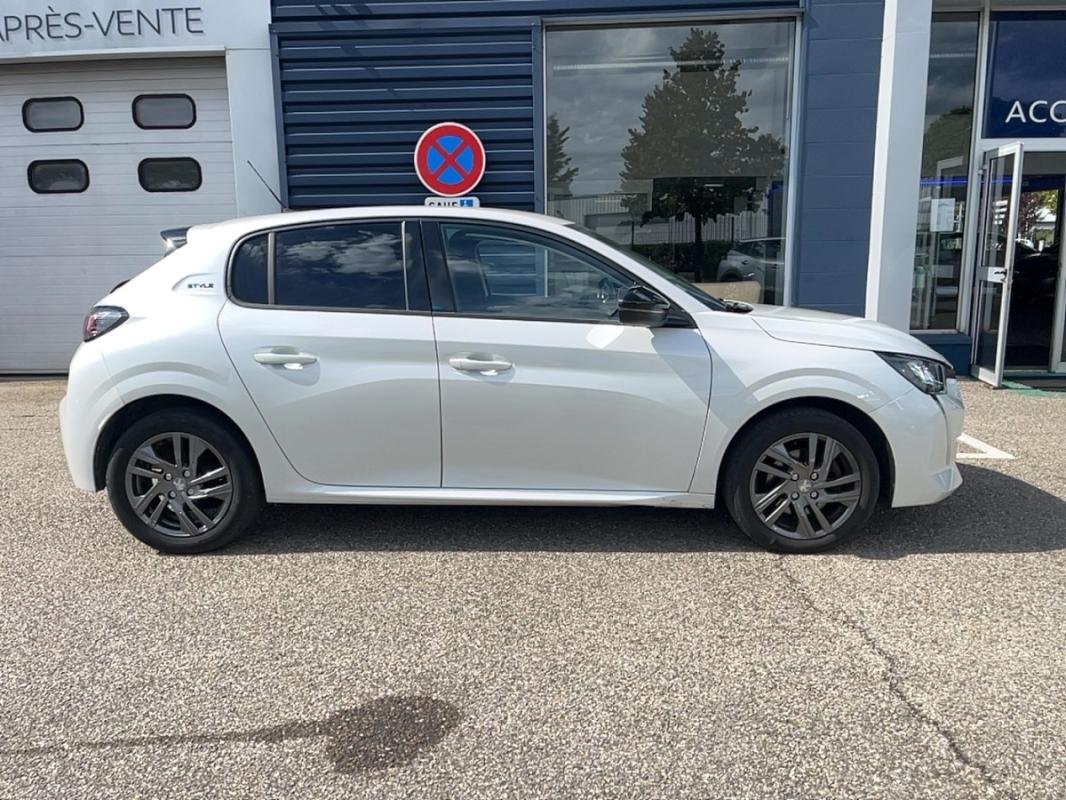 Peugeot 208 - Photo 4