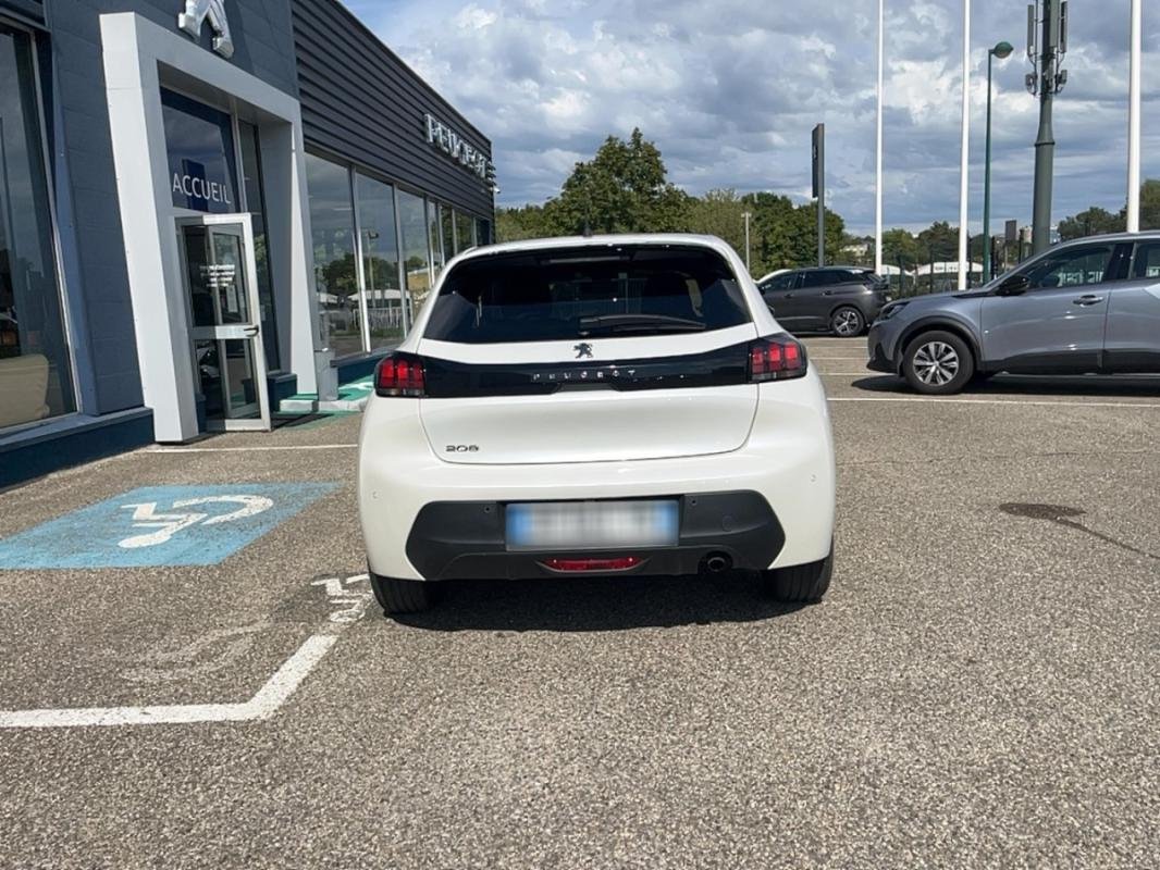 Peugeot 208 - Photo 6