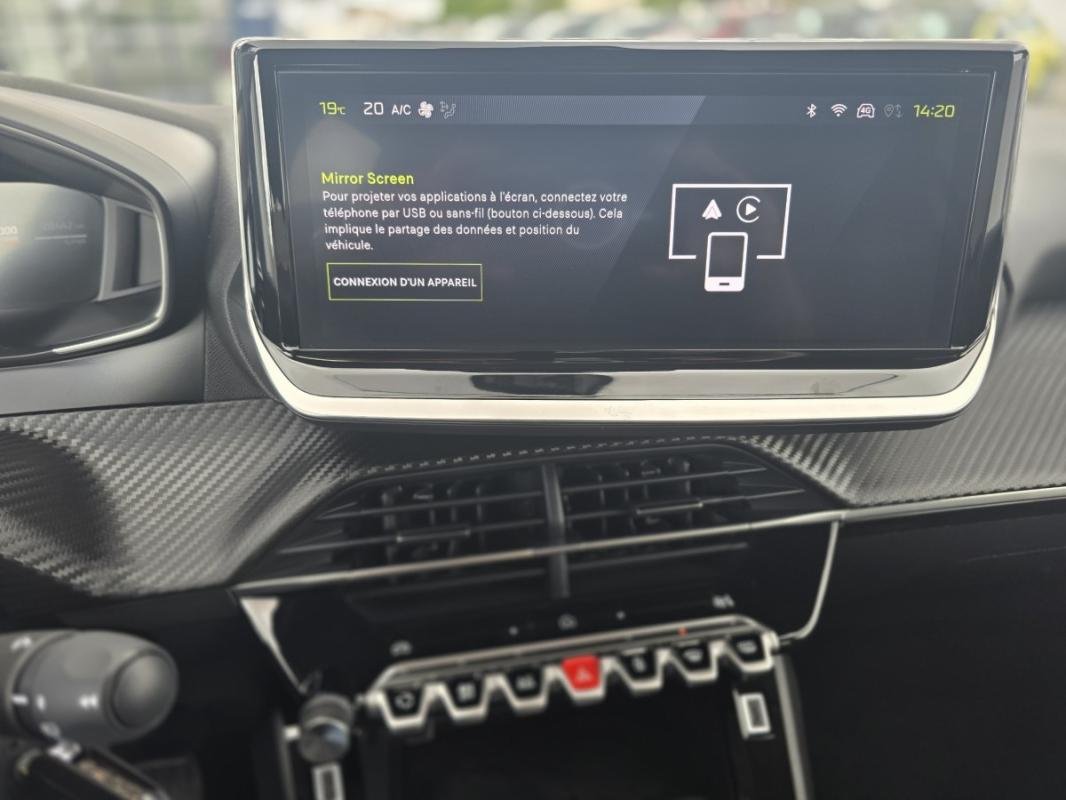 Peugeot 208 - Photo 13