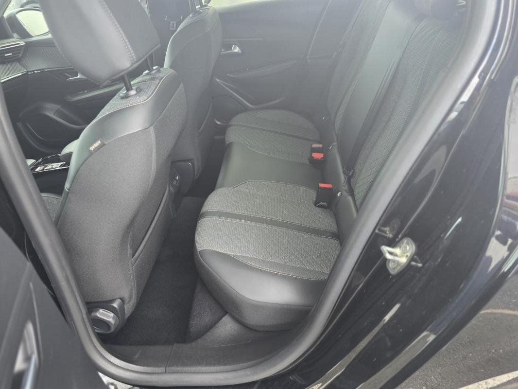 Peugeot 208 - Photo 15