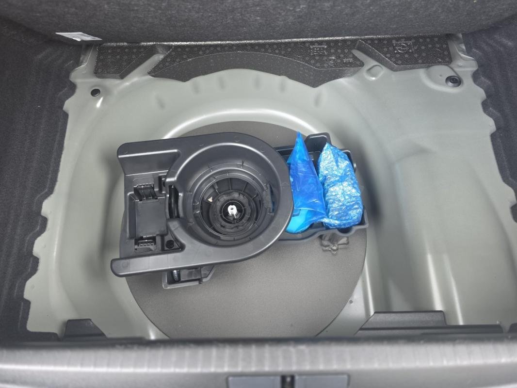 Peugeot 208 - Photo 16