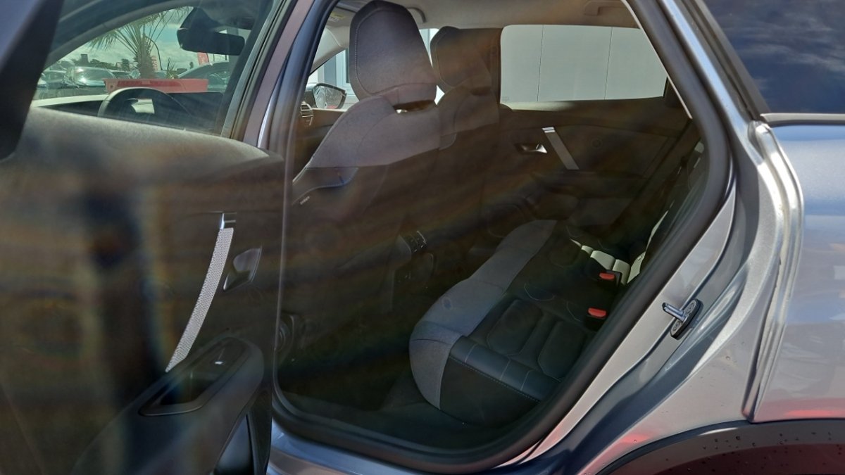 Citroën E-C4 - Photo 10