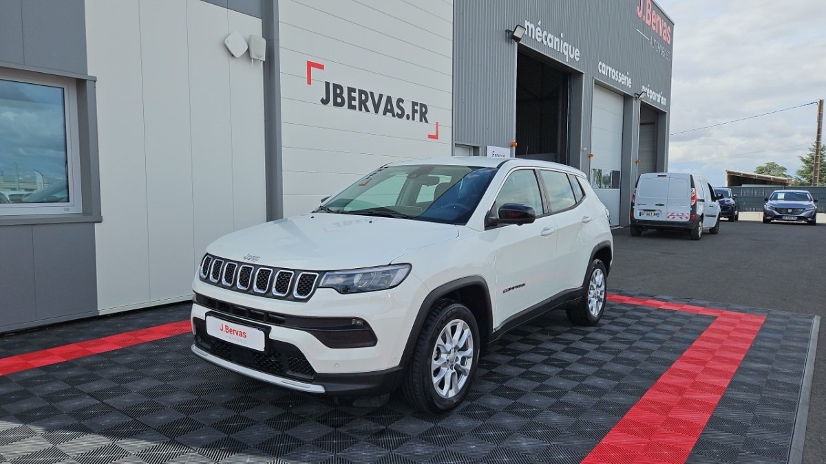 Jeep Compass - Photo 1