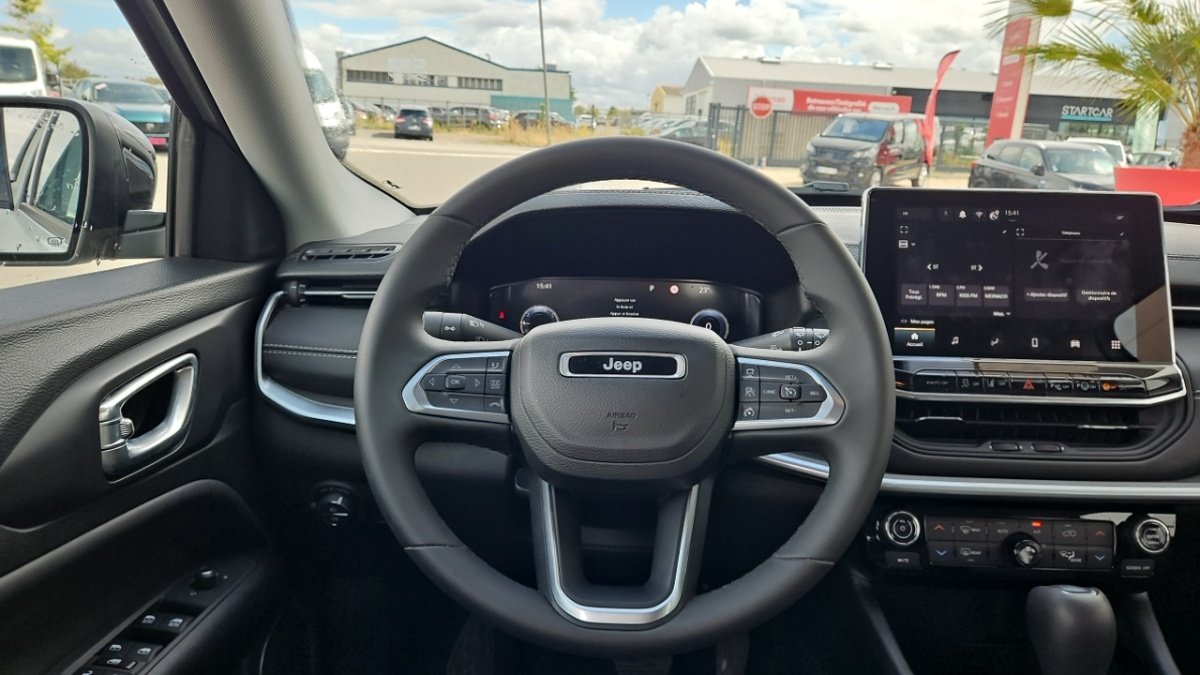Jeep Compass - Photo 15