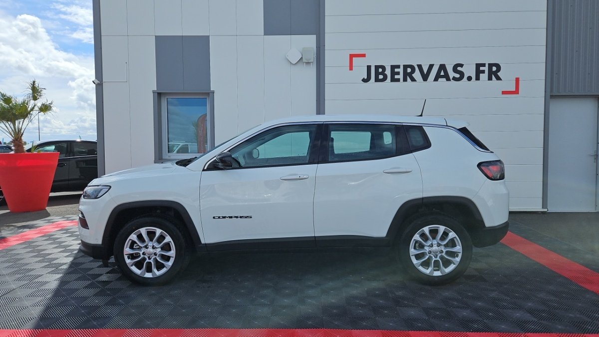 Jeep Compass - Photo 2
