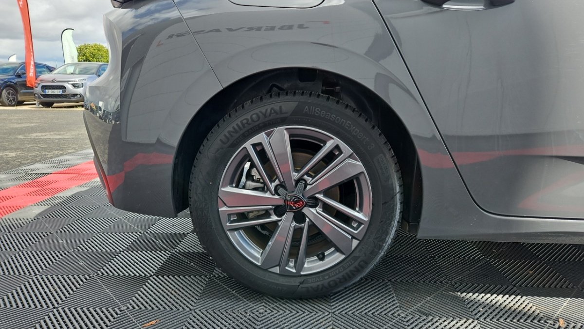 Peugeot 308 - Photo 8