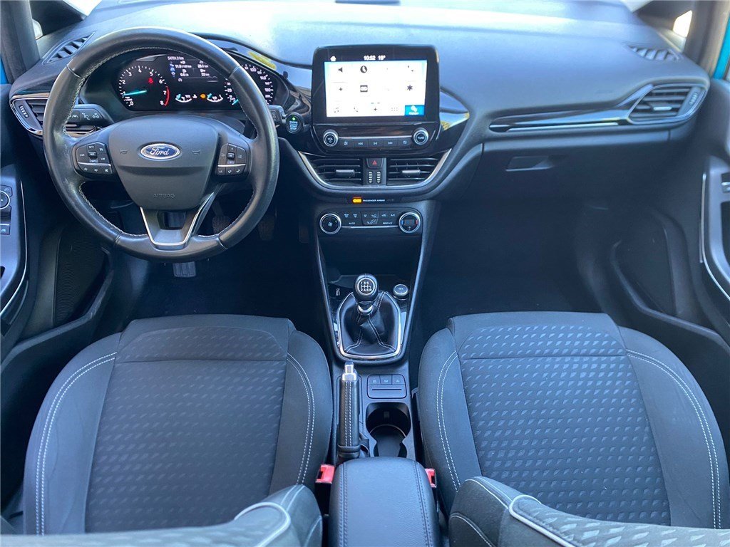 Ford Fiesta - Photo 15