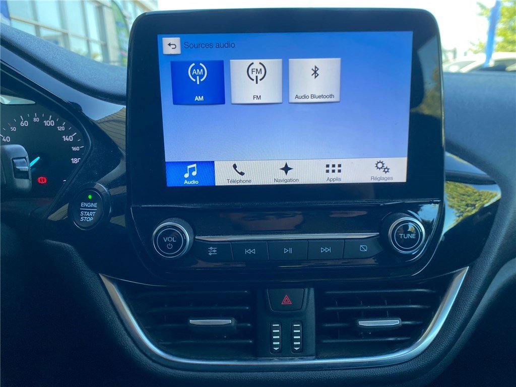 Ford Fiesta - Photo 21
