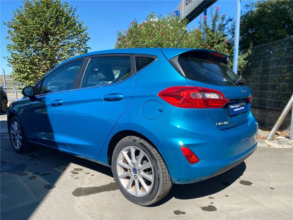 Ford Fiesta - Photo 4