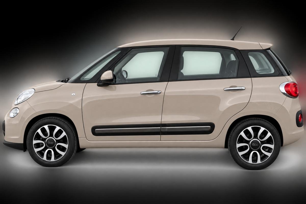 Fiat 500L - Photo 4