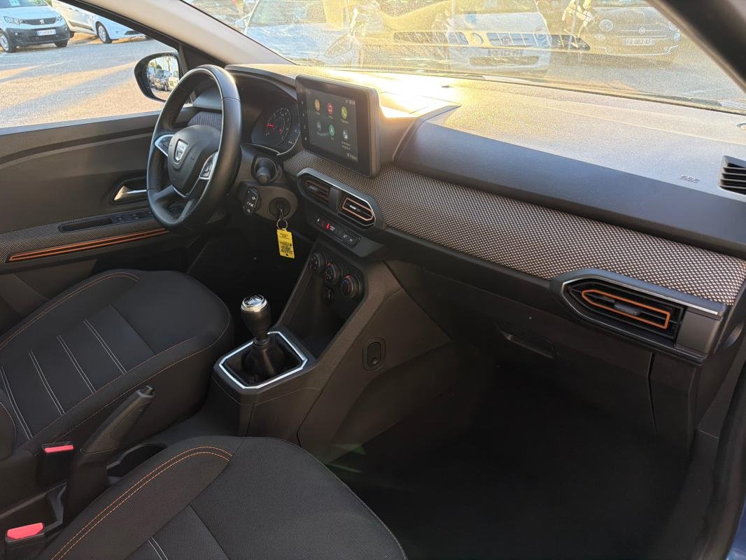Dacia Sandero - Photo 12