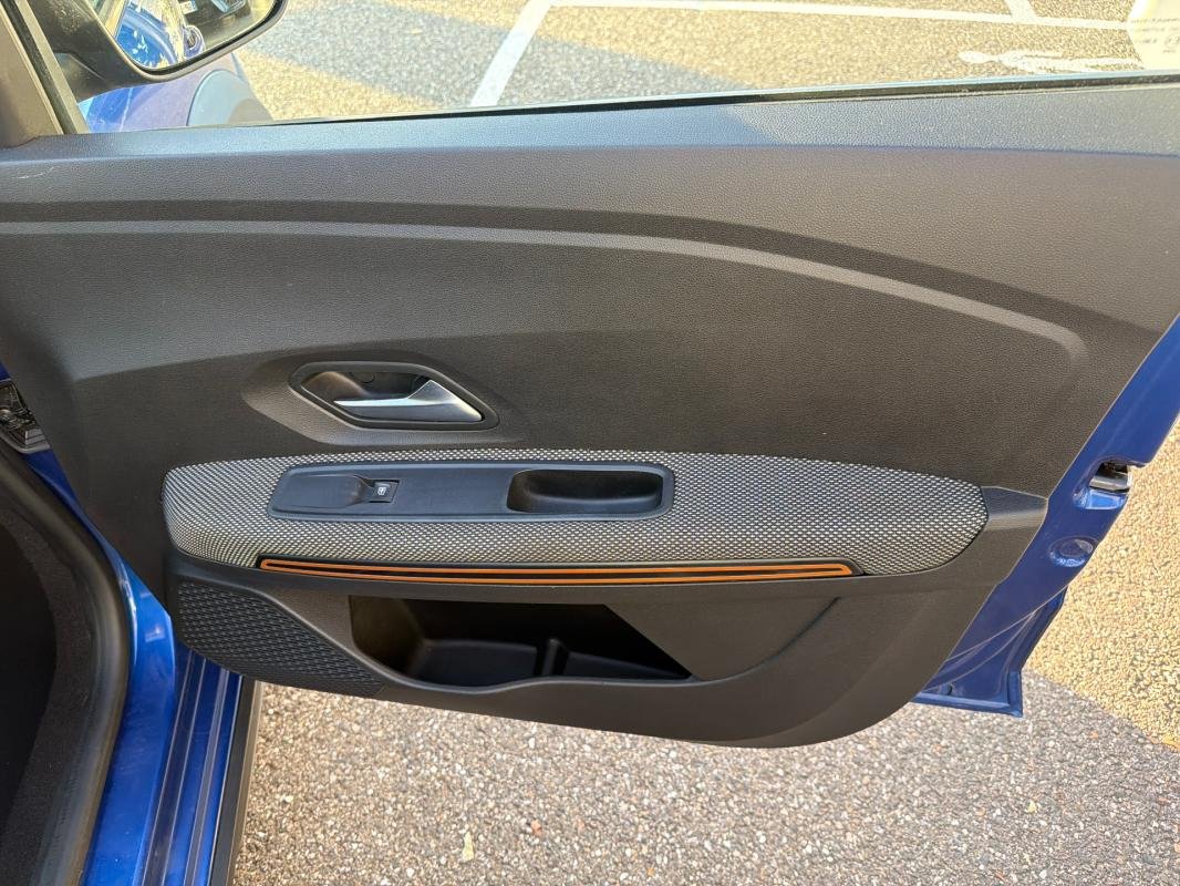 Dacia Sandero - Photo 13