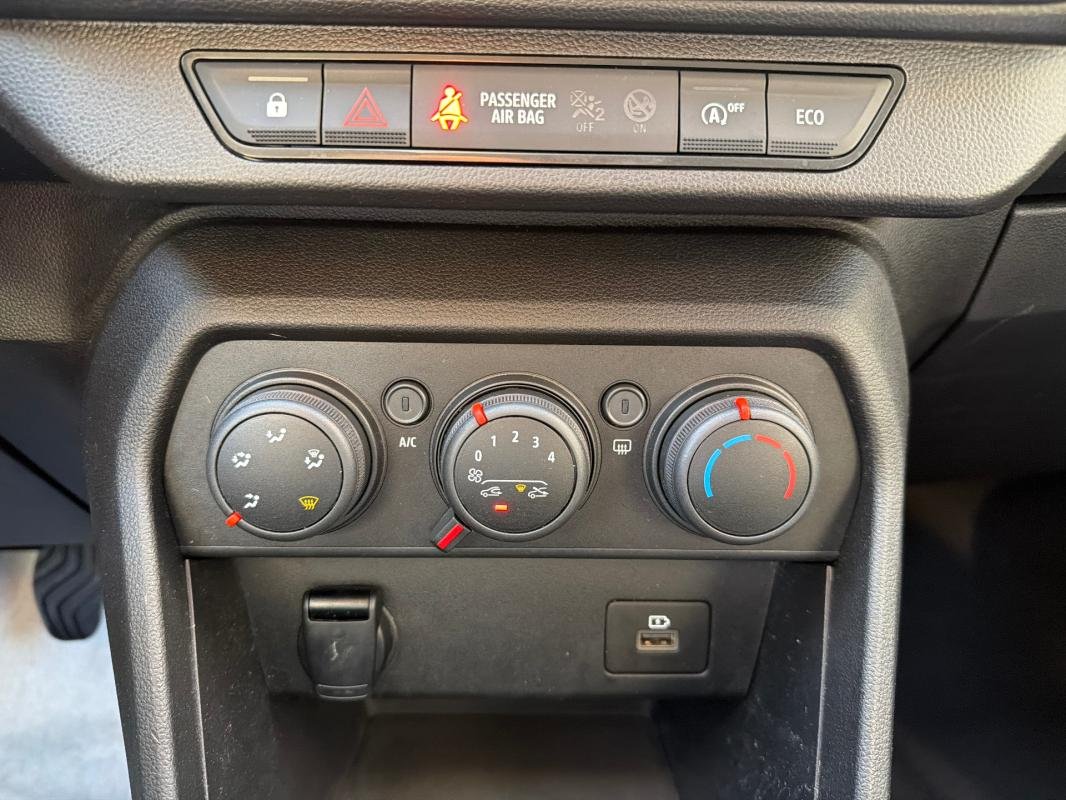 Dacia Sandero - Photo 28