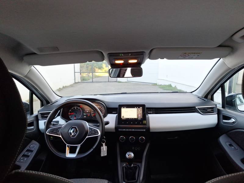 Renault Clio - Photo 11