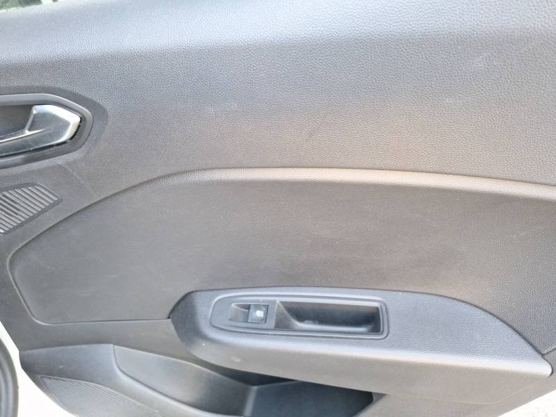 Renault Clio - Photo 16