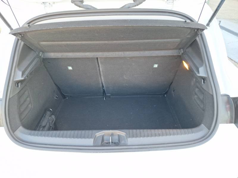 Renault Clio - Photo 18