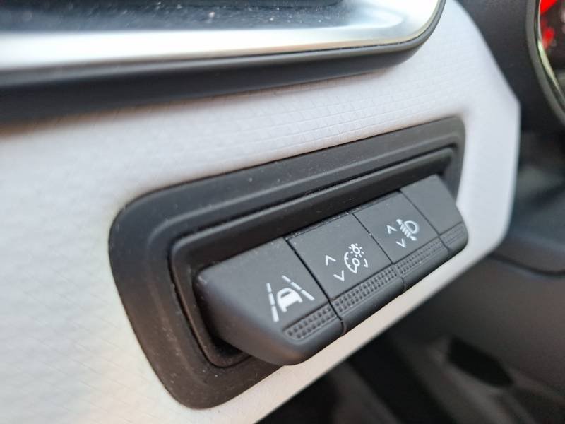 Renault Clio - Photo 21