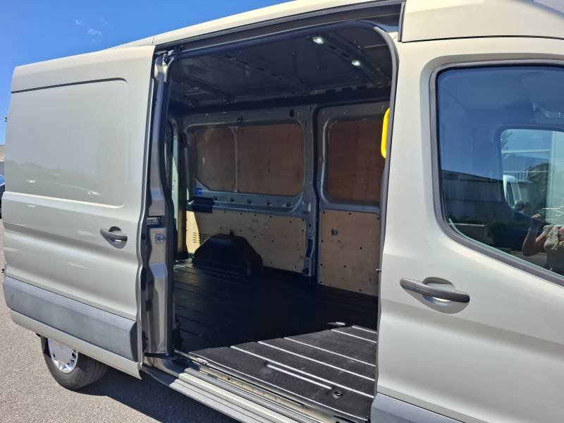 Ford Transit - Photo 15