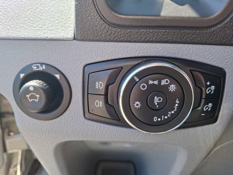 Ford Transit - Photo 24