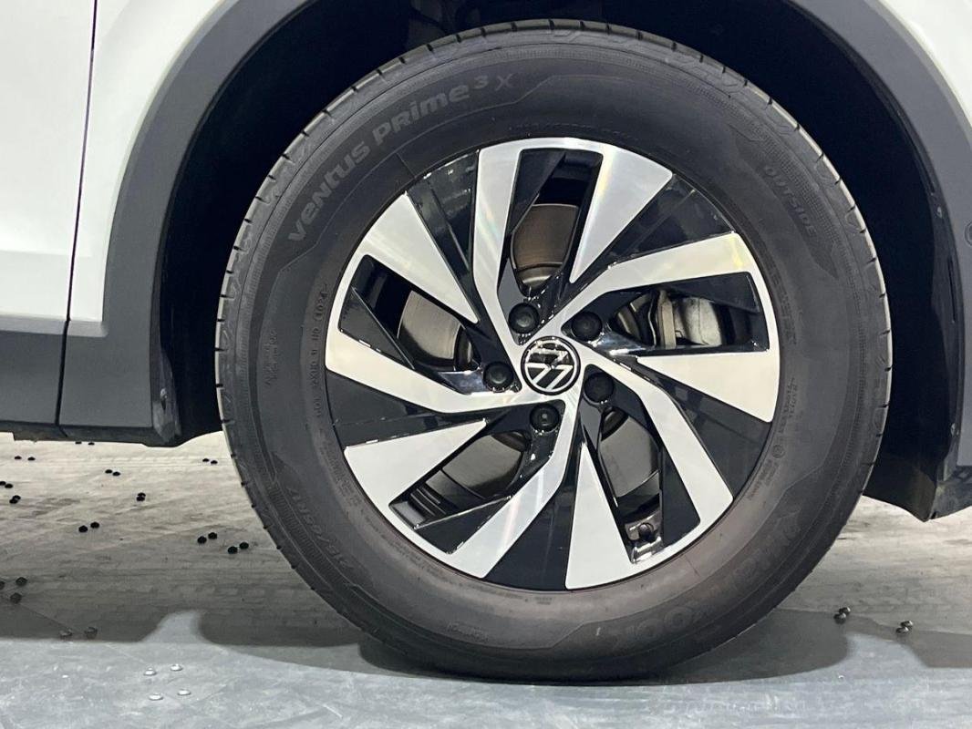 Volkswagen Tiguan - Photo 30