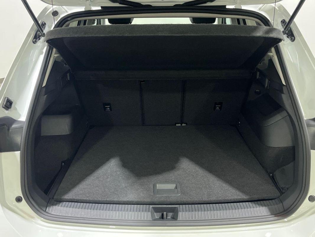 Volkswagen Tiguan - Photo 32